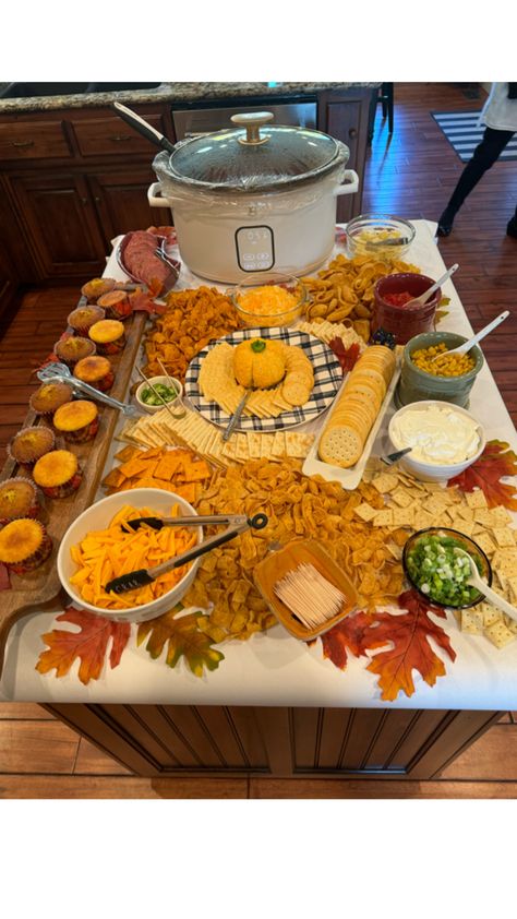 A fun fall themed chili charcuterie board with all of the fixings! This was a huge hit at a meeting I hosted last night! The possibilities are endless. Have fun creating your own masterpiece! Chili Charcuterie, Fall Chili, Fall Treats, Fall Fun, Autumn Theme, Charcuterie Board, Last Night, Have Fun, Chili