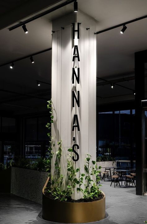 Wayfinding Design Interior, Restaurant Column Design, Pillar Signage, Column Signage, Column Design Interior, Pillar Design Interior, Column Design Ideas, Pillars Design, Column Decoration Ideas