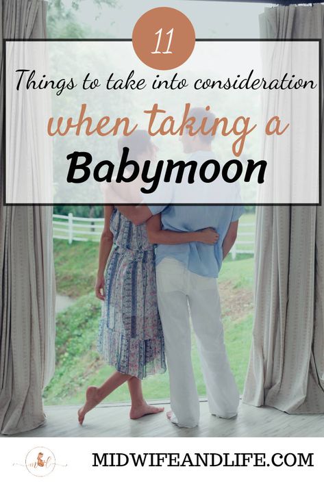 What are the essentials to do before taking a babymoon? A babymoon is a holiday you take as a couple before the baby arrives. #babymoon #pregnant #pregnancy #holiday Babymoon Ideas, Babymoon Announcement, Baby Moon Ideas, Baby Moon, Baby Moon Destinations, Babymoon Outfits, Baby Planning Getting Pregnant, Things To Do In Second Trimester, Travelling While Pregnant