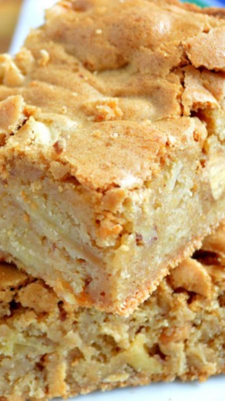 Cashew Blondies, Macadamia Nut Recipes, Cake Brownie, Shugary Sweets, Apple And Peanut Butter, Blondies Recipe, Cookies Brownies, Dessert Bar Recipe, Individual Desserts