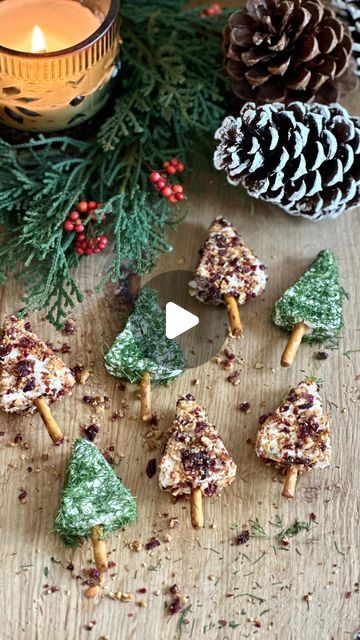 Makenzie Helfer on Instagram: "CHEESE WEDGE CHRISTMAS TREES 🎄 🎄✨ The cutest little cheese trees for your charcuterie boards, snacks, girls dinners, and holiday soirées. @thelaughingcowusa cheese triangles Pretzel sticks Dill finely chopped Spicy pecans and cranberry’s finely chopped 👉🏻Save, share, and follow for more holiday inspo ✨ . . . . #christmastime #christmasparty #winterrecipe #christmasfood #christmasrecipe #cheese#ltkholiday #holidayentertaining #holidayappetizer #winterwonderland #laughingcow #laughingcowcheese" Laughing Cow Cheese Christmas Tree, Cheese Wedge Christmas Trees, Christmas Tree Cheese Wedges, Xmas Charcuterie Board, Cheese Trees, Cheese Christmas Tree, Spicy Pecans, Cheese Tree, Cheese Stars