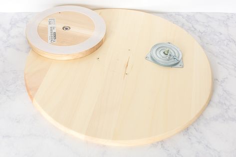 Diy Lazy Susan, Lazy Susan, Wood Slices, Ikea Hacks, Ikea Hack, Woodworking Shop, Kitchen Essentials, Kitchen Organization, Kitchen Ideas