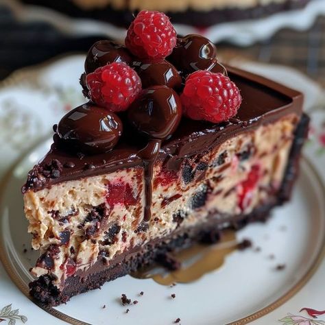 Tasty kitchen Optimal Recipes, Black Forest Cheesecake, Cherry Cheesecake, Tasty Kitchen, No Bake Bars, Cheesecake Bites, Chocolate Pecan, Specialty Cakes, Köstliche Desserts