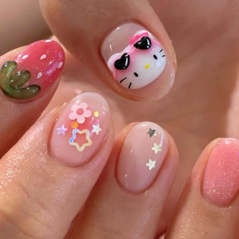 Sanrio Nails Hello Kitty, Short Nail Designs Kawaii, Eevee Nail Art, Lollipop Nail Art, Bt21 Nails Designs, Pretty Gel Nails Short, Txt Nail Art, Hello Kitty Nails Design, Short Nail Designs Pink