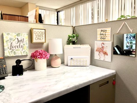 Pink Office Cubicle Decor, Pink Office Cubicle, Work Desk Aesthetic Cubicle, Boring Office Makeover, Aesthetic Cubicle Decor Office, Minimalist Office Cubicle, Office Cubical Decorating Ideas, Pink Cubicle Decor Work Spaces, Decorate Desk At Work Office