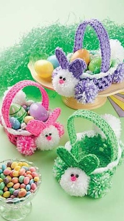 Bunny Basket Craft, Crochet Easter Basket Free Pattern, Crochet Easter Basket Pattern, Easter Basket Pattern, Fair Crafts, Egg Cosy, Crocheted Baskets, Crochet Easter Basket, Basket Crochet