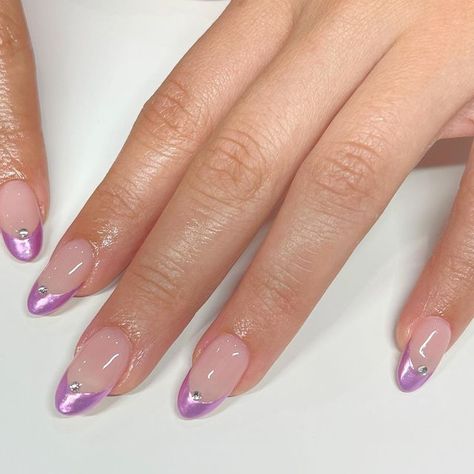 Purple Chrome Nail Art Designs, Purple Iridescent Nails French Tip, Lavender Chrome Nails French, Purple French Chrome Nails, Gel X Purple Nails, Purple French Tip With Chrome, Purple Chrome Tip Nails, Unicorn Chrome French Tip Nails, Purple Pink Chrome Nails