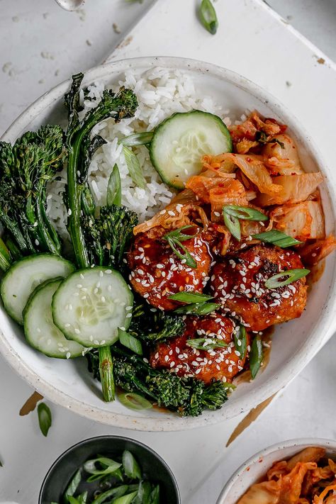 Dinner With Kimchi, Kimchi Meals Healthy, Kimchi Meatballs, Kimchi Food Ideas, Meals With Kimchi, Gochujang Recipe Dishes, Gochujang Meatballs, Recipes With Kimchi, Spicy Meal Prep