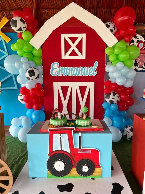 Barnyard Birthday Party, Farm Theme Birthday, Rodeo Party, Farm Animal Party, Farm Animals Birthday Party, Farm Themed Birthday Party, Rodeo Birthday, Farm Animal Birthday, Barnyard Birthday