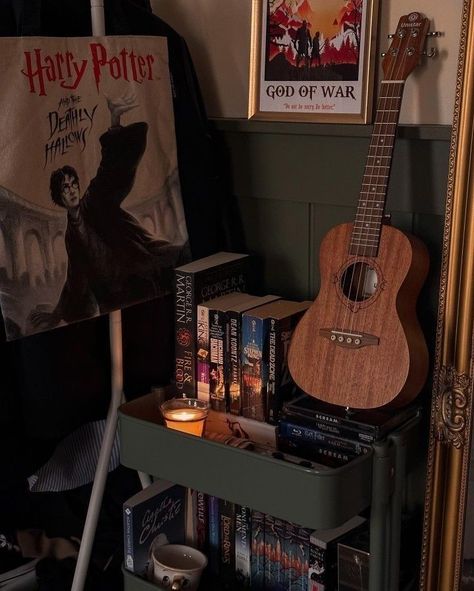 #Harry_Potter #icons #ranking #books #coffee The Hallow, Books Coffee, Harry Potter Room, Cozy Room, Room Inspiration Bedroom, Aesthetic Bedroom, Art Journal Pages, Room Aesthetic, Dream Bedroom