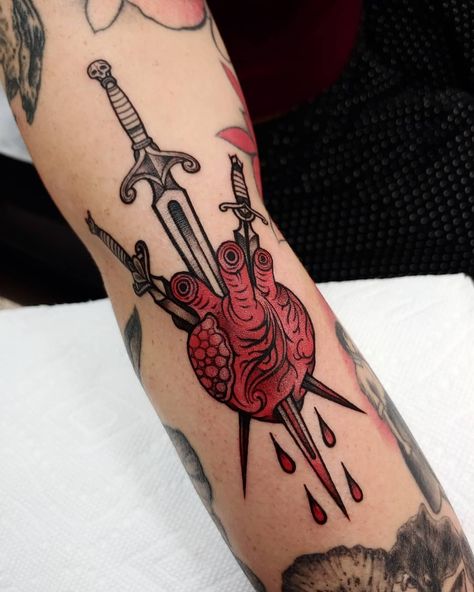 3 Of Swords Reversed Tattoo, 3 Swords Tattoo, Crimson Peak Tattoo, Black And Red Traditional Tattoo, 3 Of Swords Tattoo Traditional, 3 Of Swords Tattoo, Heart With Three Swords Tattoo, Three Of Swords Tattoo, Three Swords Heart Tattoo