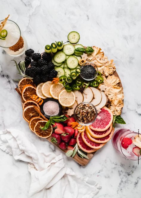 Garnish Board For Drinks, Martini Garnish Ideas, Garnish Board, Cocktail Board, Sliced Fruit, Parents Weekend, Favorite Things Party, Birthday Vibes, Charcuterie Inspiration