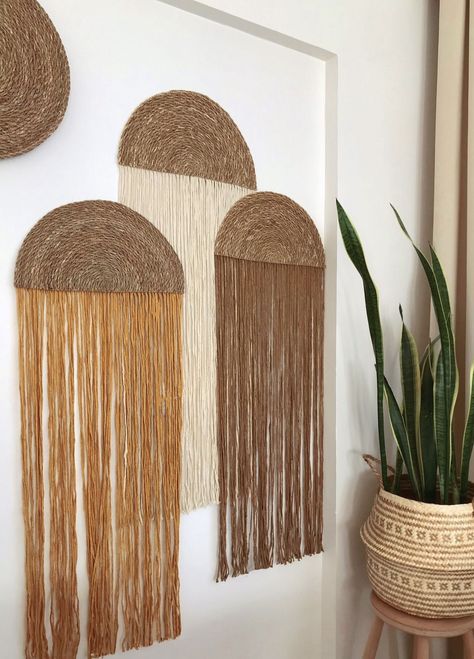 Macrame Home, Garden Rustic, Macrame Home Decor, Boho Crafts Diy, Diy Boho Decor, Diy Home Decor Crafts, Garden Decor Diy, Macrame Wall Hanging Diy, Farmhouse Vintage