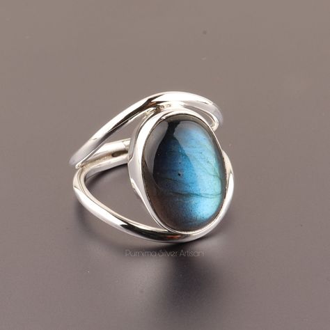 Silver Ring Stone, Labradorite Jewelry, Bohemian Rings, Labradorite Ring, Gothic Jewelry, Polish Jewelry, Ring Sterling Silver, 925 Silver Rings, Ring Handmade