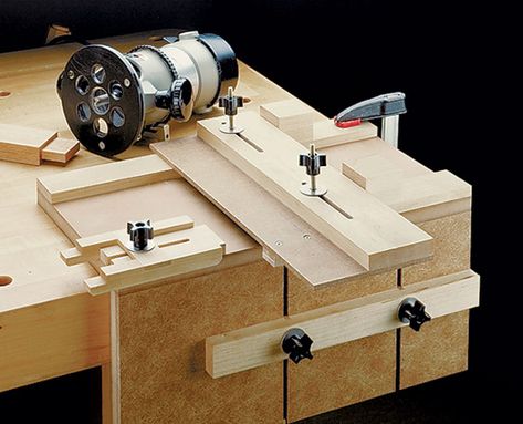 Shooting Board Woodworking, Table Saw Extension, Hand Held Router, Tenon Jig, Craftsman Style Furniture, Woodsmith Plans, Wood Jig, Plunge Router, Router Jig