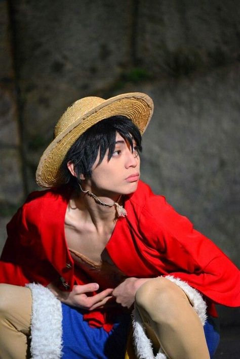 One Piece Stage Play, Stretch Armstrong, Luffy Cosplay, One Piece Live Action, One Piece Cosplay, Epic Cosplay, Tokyo Tower, Stage Actor, Stage Play