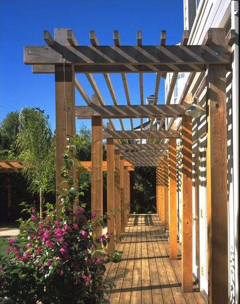 Short Pergola Attached To House, Pergola On Side Of Garage, Pergola Covered Walkway, Arbor Walkway Entrance, Pergola Wooden Slats, Pergola Off House With Roof, Side House Pergola, Craftsman Style Pergola, Side Yard Pergola Walkway