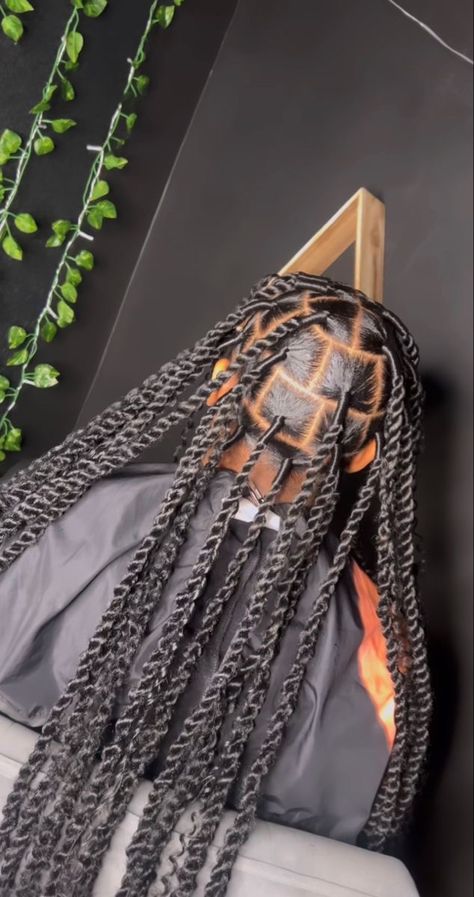 Large Island Twist Hairstyle, Female Braids Hairstyles, Island Twist, Diy Hairstyle, Weave Hairstyles Braided, Short Shaved Hairstyles, Simple Hairstyle, Sleek Ponytail Hairstyles, Braided Hairdo