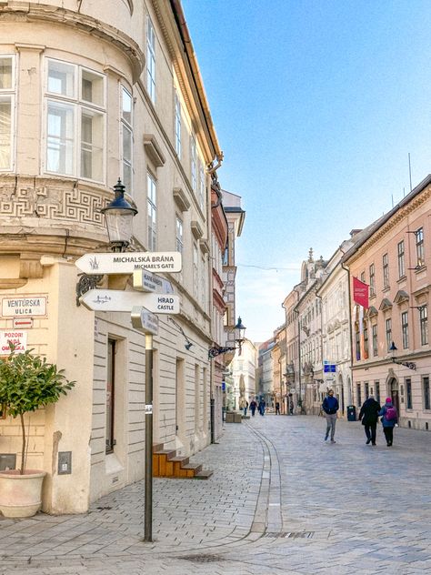 Bratislava Aesthetic, Limestone House, Bratislava Slovakia, Fun Places To Go, Slovakia, Europe Summer, Bratislava, City Trip, City Aesthetic