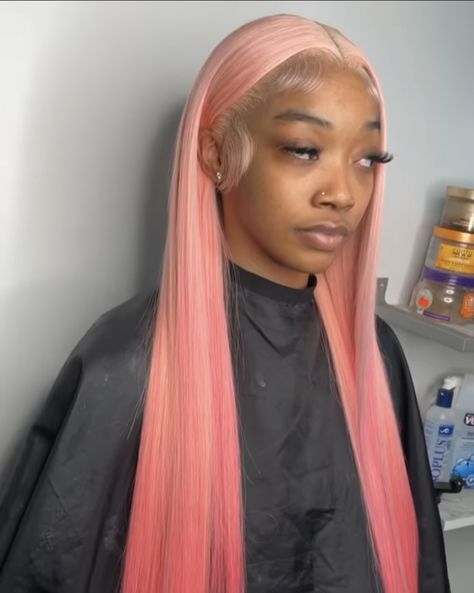 Blonde Hair With Brown Roots, Hair With Pink Highlights, Blonde Hair With Pink, Blonde Hair With Pink Highlights, Blonde Hair With Roots, Light Pink Hair, Pink Blonde Hair, Frontal Wig Hairstyles, Blonde Hair With Bangs