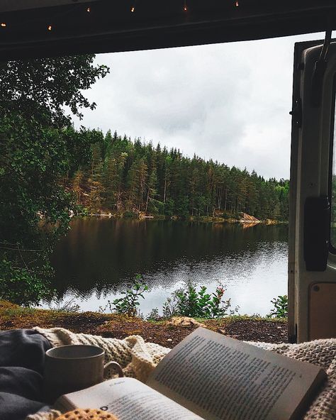 Sweden Aesthetic, Scandinavian Architecture, Outdoor Aesthetic, Camping Aesthetic, Scandinavia Travel, Lake Living, Summer Lake, Nature Aesthetic, Travel Goals