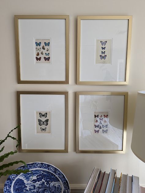 Woodbank Lane: AN INEXPENSIVE IDEA FOR WALLS: FRAMED POSTCARDS Postcard Art Display, Ways To Display Postcards, Framed Postcards Display Ideas, Postcard Frame Ideas, Postcards On Wall, Wall Full Of Art, Framing Postcards, Blank Wall Solutions, Postcard Display