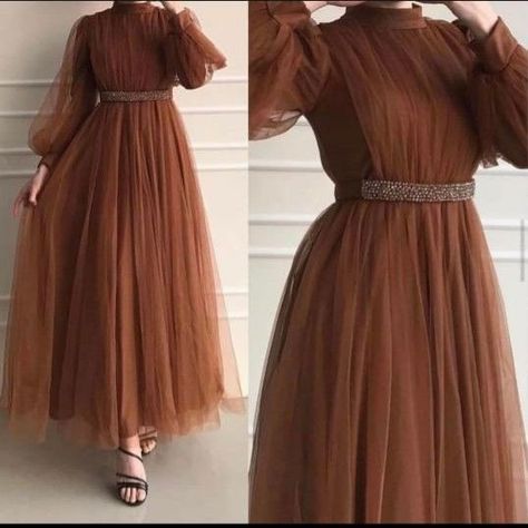 Simple Long Dress, Party Wear Gowns, Long Frock Designs, Soiree Dresses, Simple Frocks, Simple Gowns, Tulle Sleeves, Modest Dresses Casual, Fancy Dresses Long