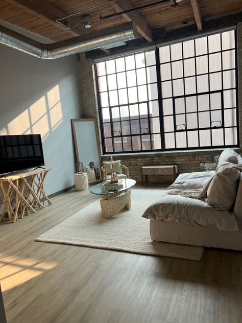 Nyc Loft Apartment Aesthetic, Apartment Above Shop, Ny Loft Apartment, Open Loft Apartment, Loft Apartment Layout, Nyc Loft Apartment, Cozy Loft Apartment, Moody Apartment, Loft Apartment Aesthetic