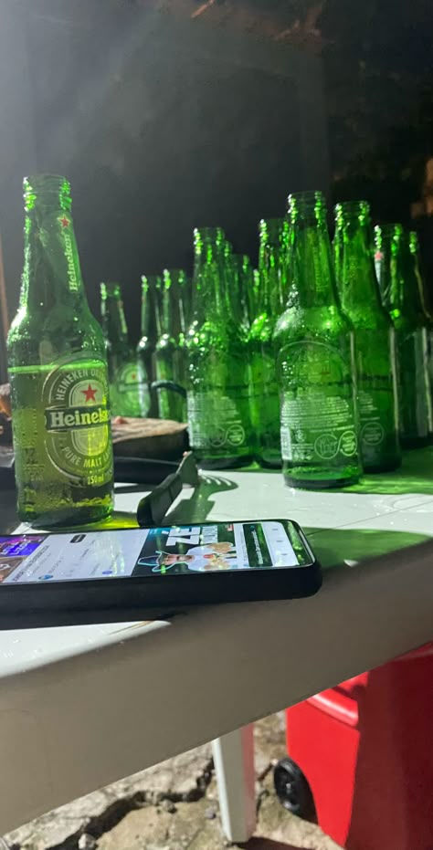 Heineken Fake Story, Homemade Nut Milk, Alcohol Party, Insta Snap, Alcohol Aesthetic, Army Women, Id Design, Selfie Ideas Instagram, Fake Pictures