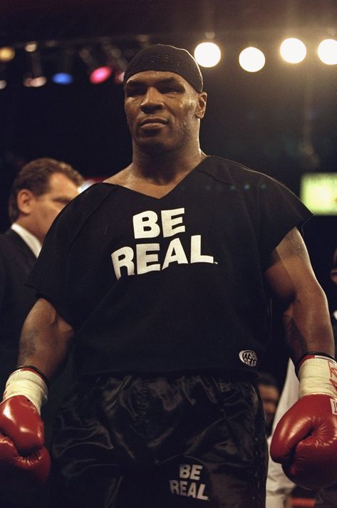 Leader Aesthetic Male, Mike Tyson Aesthetic, Mike Tyson Wallpaper, Tyson Wallpaper, Mighty Mike, Mike Tyson Boxing, Boxing Images, Iron Mike, Legendary Pictures