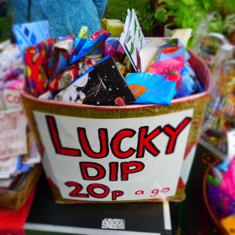 20p/50p lucky dip for children to by a gift for girl/boy/man/woman :) Summer Fair Stalls, Christmas Fayre Ideas, Enterprise Ideas, Dip Ideas, Fundraising Games, Fete Ideas, Christmas Fair Ideas, Pta Fundraising, Fun Fundraisers