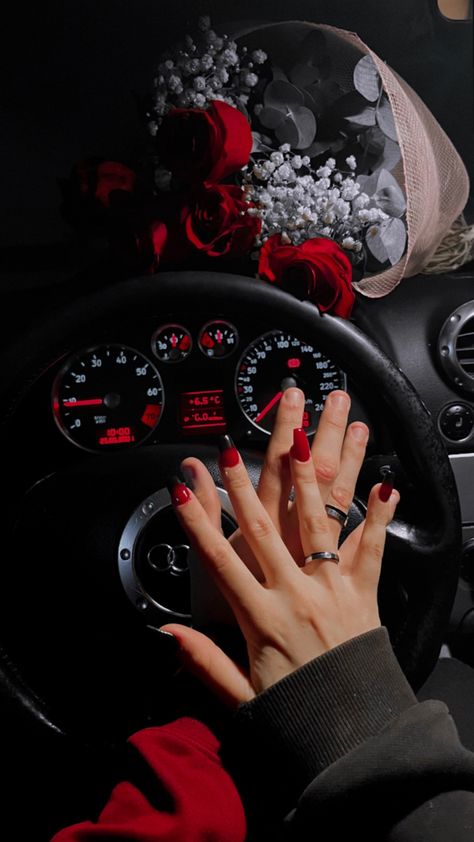 A couple with and Audi and some roses. Night Club Aesthetic, Red Roses Wallpaper, Wallpaper Earth, Clubbing Aesthetic, Rosé Aesthetic, Couple Picture Poses, Neon Wallpaper, Aesthetic Eyes, Rose Wallpaper