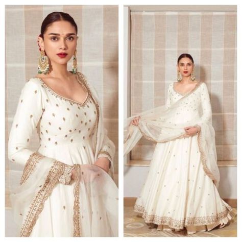 Formal Anarkali Suits, Off White Anarkali Suits Party Wear, Heavy Salwar Suits Party Wear, Off White Kurti Designs Party Wear, White Anarkali Suits Party Wear, Jacket Salwar Suit, Simple Anarkali Suits Classy, Party Wear Indian Dresses Salwar Kameez, White Salwar Suit Classy