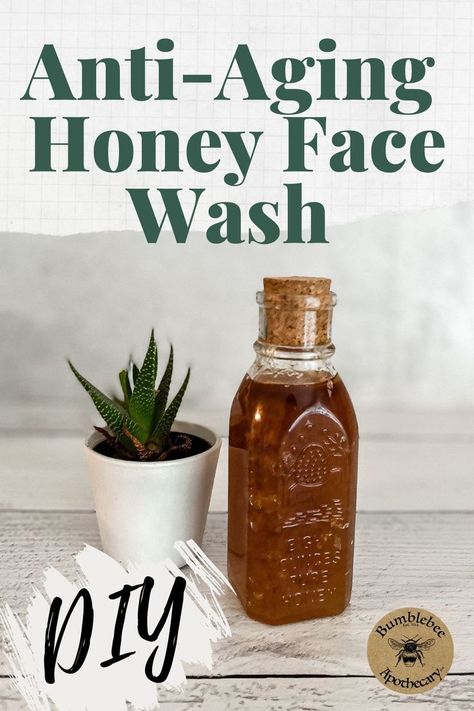 How to make DIY honey face wash recipe with great benefits for acne, dry skin, and mature skin. Perfect bath and body facial cleanser with manuka honey. Amazing anti aging properties. Perfect homemade holiday gift idea! Natural Face Wash Recipe, Honey Face Wash, Natural Remedies For Acne, Diy Face Cleanser, Anti Aging Face Wash, Face Wash Recipe, Oil Face Cleanser, Diy Facial Cleanser, Homemade Facial Cleanser