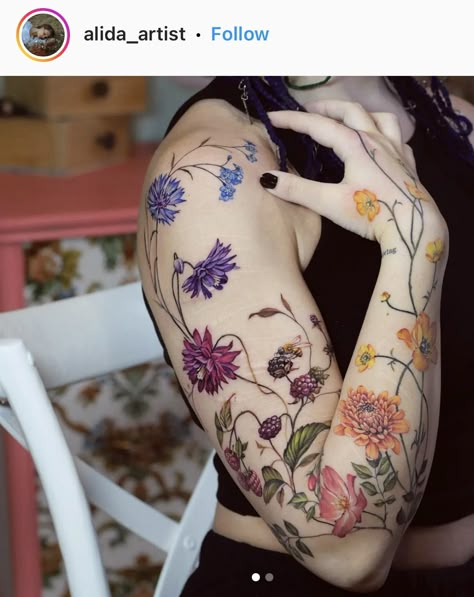 Garden Shoulder Tattoo, Color Leg Tattoos Women, Wild Flowers Tattoos, Wildflower Leg Tattoo, Fairytale Tattoo, Lilith Aesthetic, Flower Vine Tattoo, Wildflower Tattoos, Vintage Floral Tattoos