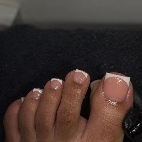 🌸🌸🌸🌸 on Instagram: "Acrylic overlay on all toes 😍😍 I love how natural these look ! - - Book an appointment via the ‘book now’ button or click the link in bio - - #pedicure #frenchtoes #explorepage" Acrylic Overlay On Toes, Overlay On Natural Nails, French Toes, Acrylic Overlay, Acrylic Toe Nails, Acrylic Toes, Book An Appointment, Nails Inspo, Toe Nails