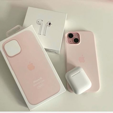 Pink Phone Case Aesthetic, Future Iphone, Girly Christmas Gifts, Dream Phone, Ipad Essentials, Pink Lifestyle, Iphone Obsession, Beautiful Eye Makeup, Pink Apple