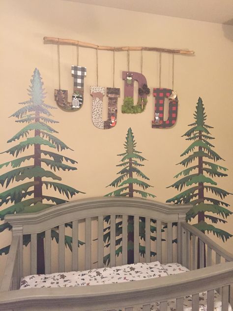 Nursery Ideas Woodland, Camping Nursery Theme, Mountain Room, Camping Nursery, Forest Animal Nursery, Woodland Nursery Boy, Outdoor Nursery, Nature Room, Animal Ideas