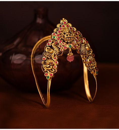 Vanki Designs Jewellery Latest, Aravanki Gold Designs Latest, Bajubandh Design Gold Latest, Arm Belt, Vanki Designs Jewellery, Saree Function, Fashion Jewelry Necklaces Gold, Kalamkari Dresses, Locket Design