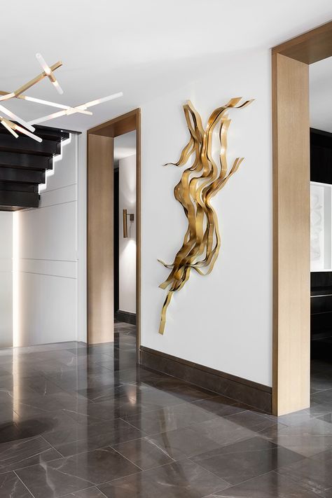 Kim Lambert Design Luxury Home Accessories, Funky Decor, Wall Sculpture Art, Wall Deco, Door Frame, Design Case, Metal Sculpture, Home Staging, 인테리어 디자인