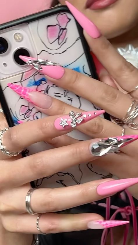 PINK FRIDAY NAILS BY NICKI MINAJ (@pinkfridaynails) • Instagram photos and videos Pink Nails Nicki Minaj, Pink Friday Nails, Nicki Minaj Nails, Acrylic Nails Nude, Nails Nude, Pink Friday, Nude Nails, Nicki Minaj, Pink Nails