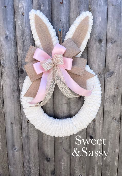 Easter Bunny Wreath Diy, Cards Making Ideas, Bunny Wreath Diy, Diy Bunny Ears, Diy Easter Bunny, Easter Flower Arrangements, Make Paper Flowers, Easter Wreath Diy, Easy Diy Wreaths