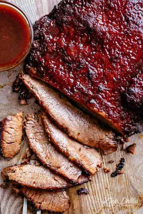 Easter Main Dishes, Brisket Seasoning, Slow Cooker Brisket, Beef Food Recipes, Beef Brisket Recipes, Cafe Delites, Easter Dishes, How To Cook Beef, Brisket Recipes