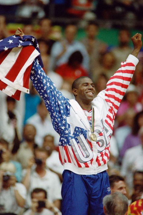 The Best USA Olympics Costumes Of All Time — PHOTOS Athlete Costume, Olympics Costume, Olympic Theme, Us Olympics, Usa Basketball, Nba Legends, Usa Olympics, Sport Icon, Olympic Sports