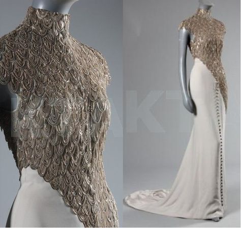 Armor Gown, Alexander Mcqueen Savage Beauty, Structural Fashion, Gala Outfit, Queen Dresses, Silver Gown, Fantasy Gowns, Darling Dress, Beaded Gown