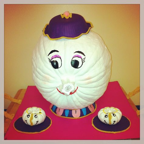 Our pumpkin for a contest. Mrs.Potts and her teacups. Mrs Potts Pumpkin Painting, Teapot Pumpkin Carving, Teapot Pumpkin, Disney Pumpkins, Book Character Pumpkins, Book Pumpkin, Pumpkin Character, Belle Birthday Party, Pumpkin Show