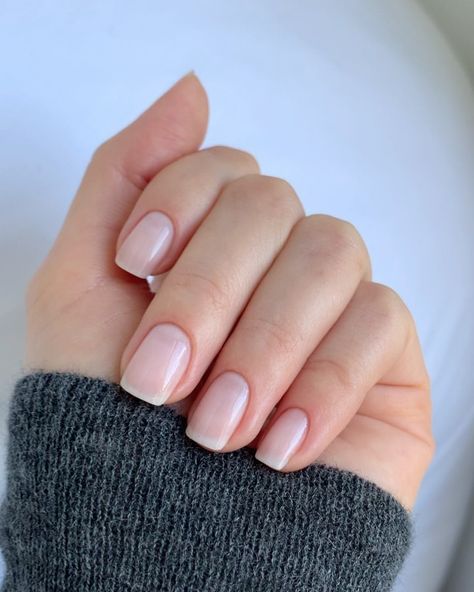 Essie Nude Nail Polish, Essie Vanity Fairest, Nude Nail Polish, Nude Nail, London Nails, Healthy Nails, Fair Skin, Nail Polish Colors, Nude Nails