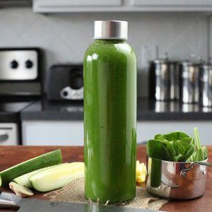 Green juice named Mean Green Mean Green Smoothie, Mean Green Juice, Kale Juice, Healthy Detox Cleanse, Joe Cross, Detox Juice Cleanse, Veggie Juice, Granny Smith Apple, Lemon Diet