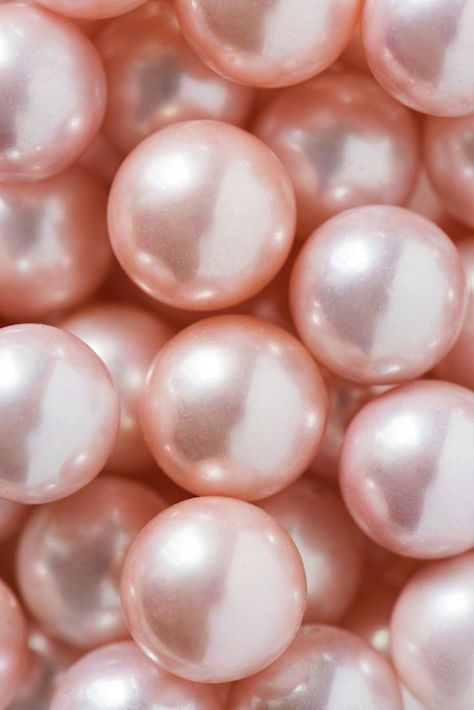 Pearl Aesthetic, Rose Gold Aesthetic, Tout Rose, Pink Fall, Pink Pearls, Gold Aesthetic, Pastel Pink Aesthetic, Black And White Aesthetic, Dove Cameron