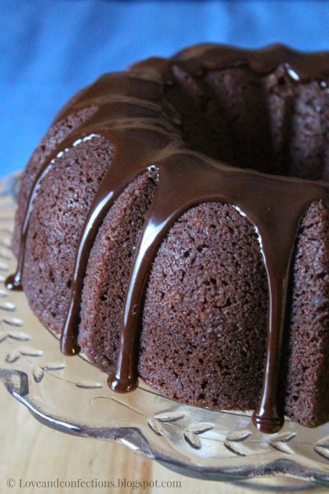 Chocolate Avocado Bundt Cake #BundtBakers Molasses Cake, Dark Chocolate Ganache, Chocolate Bundt Cake, Triple Chocolate, Chocolate Mousse, Molasses, Chocolate Ganache, Bundt Cake, Cupcake Recipes